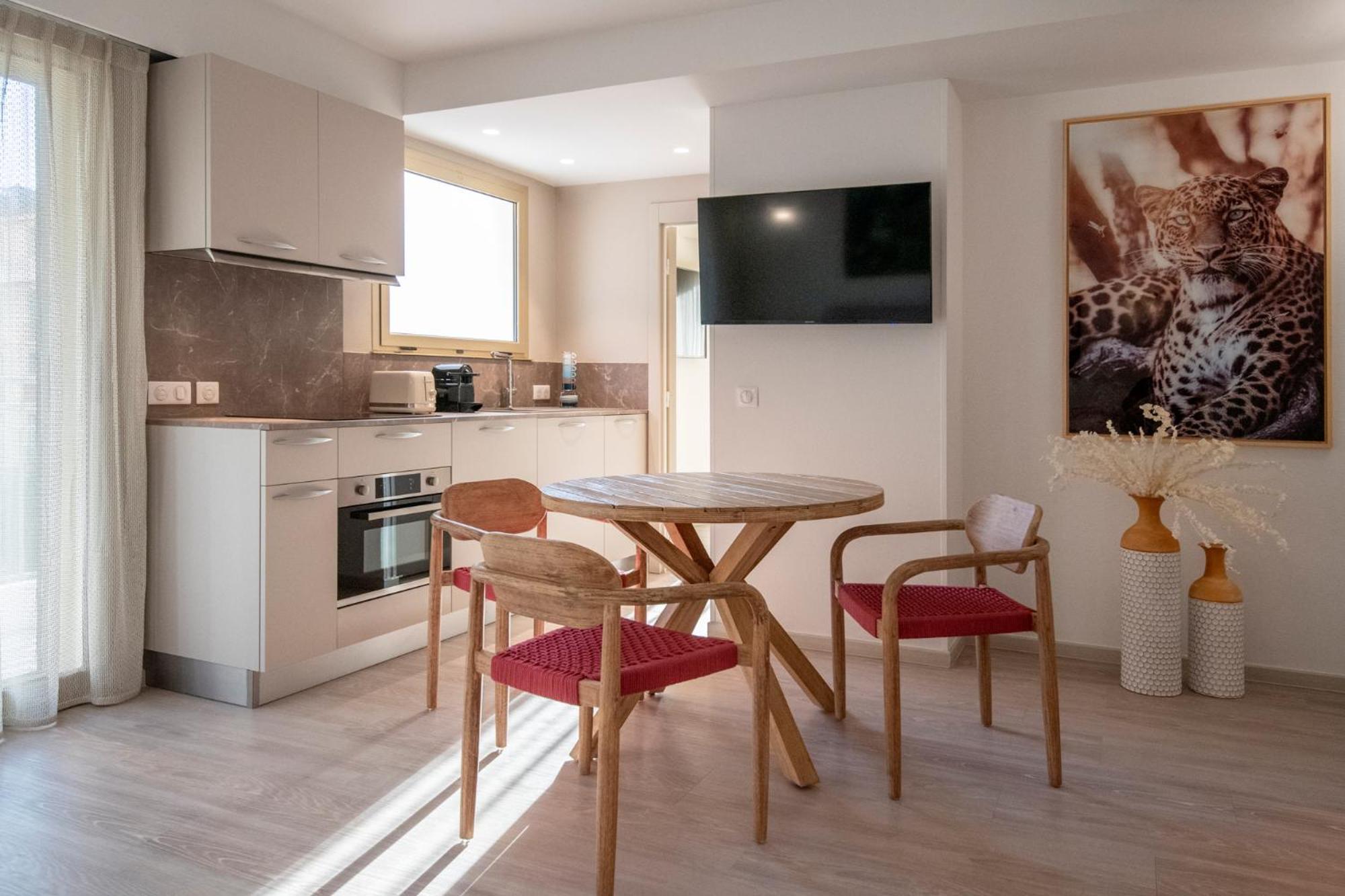 Residence Hoteliere Chambord Au Coeur De Menton - Entierement Renovee エクステリア 写真