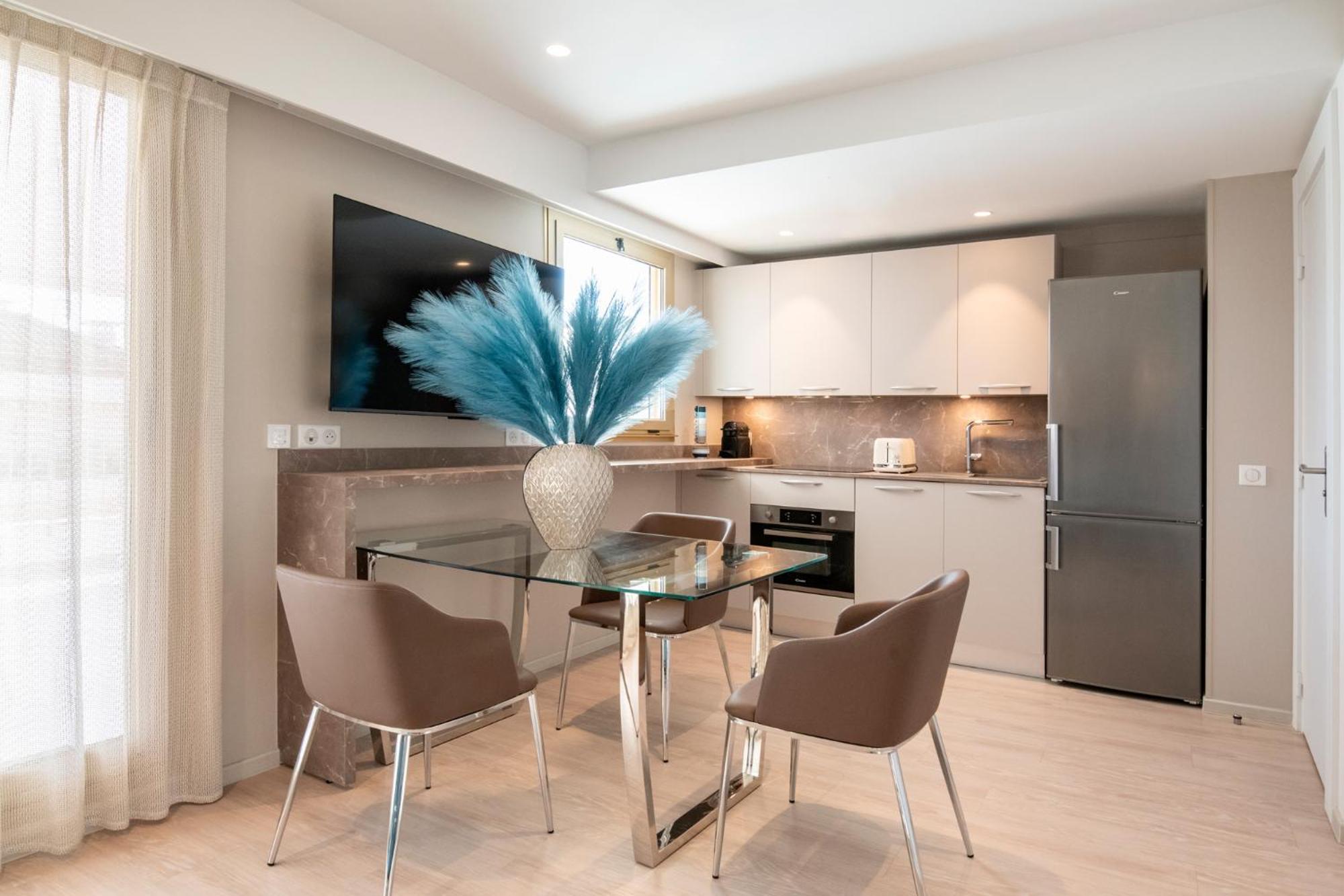 Residence Hoteliere Chambord Au Coeur De Menton - Entierement Renovee エクステリア 写真